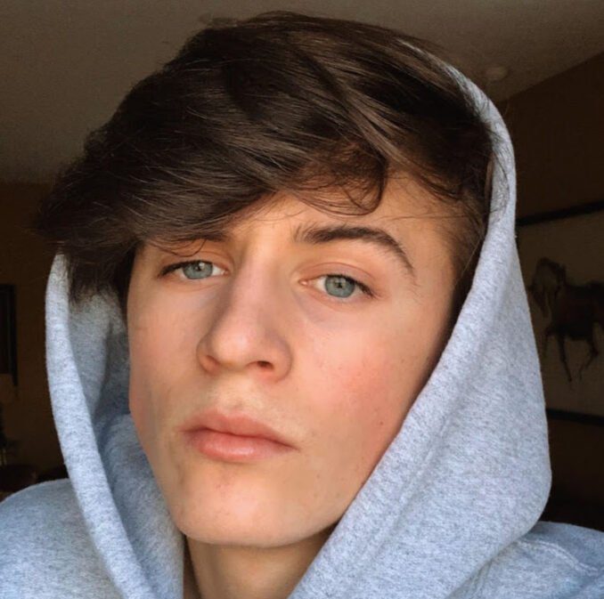 Lane Hancock Bio, Age, Tiktok, YouTube, Merch, Net Worth, Instagram ...