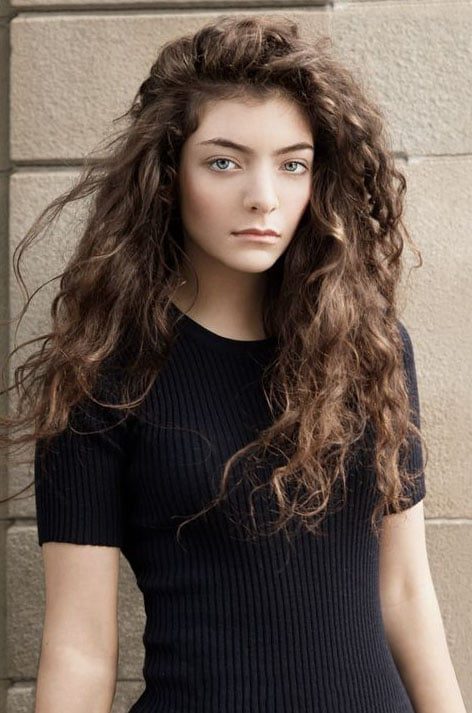 Lorde Bio Wiki Facts Age Height Net Worth Life New Zealand Singer Velocydigital